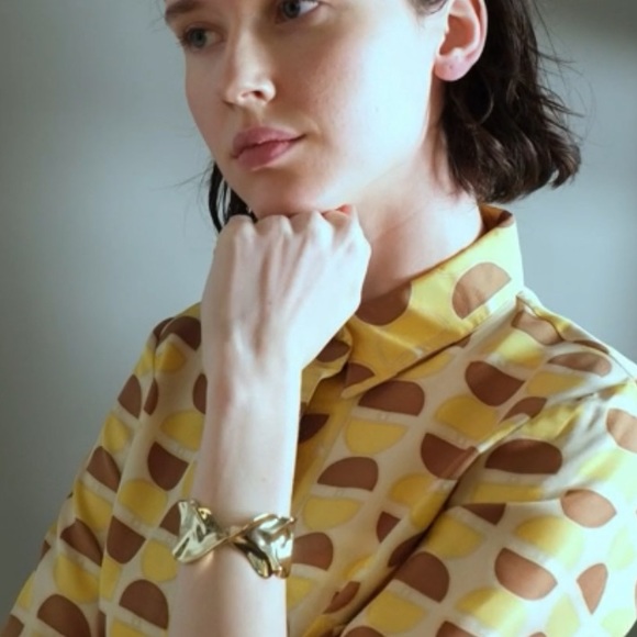 Alexis Bittar Crumpled Metal Twist Cuff Bracelet - Picture 5 of 16